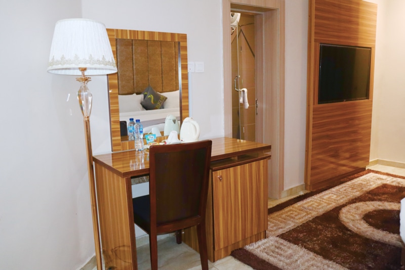 Supreme Aircraft Lounge